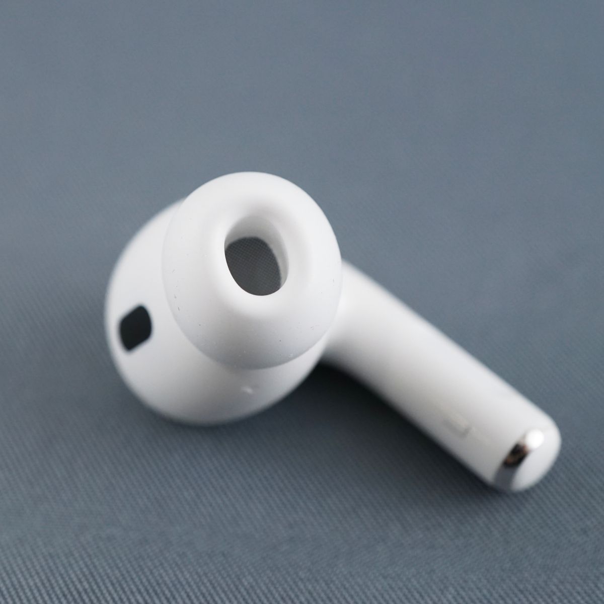 美品】Apple AirPods Pro 第2世代 左耳 イヤホンのみ 正規品】Apple
