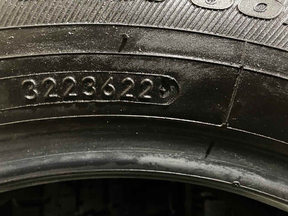 走行短め】TOYO OBSERVE GIZ2 215/60R16 16インチ スタッドレス 4本 22 
