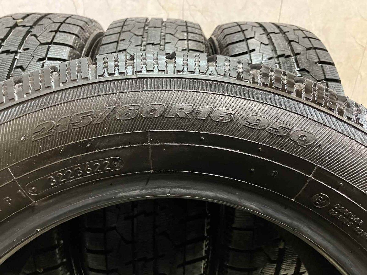走行短め】TOYO OBSERVE GIZ2 215/60R16 16インチ スタッドレス 4本 22 