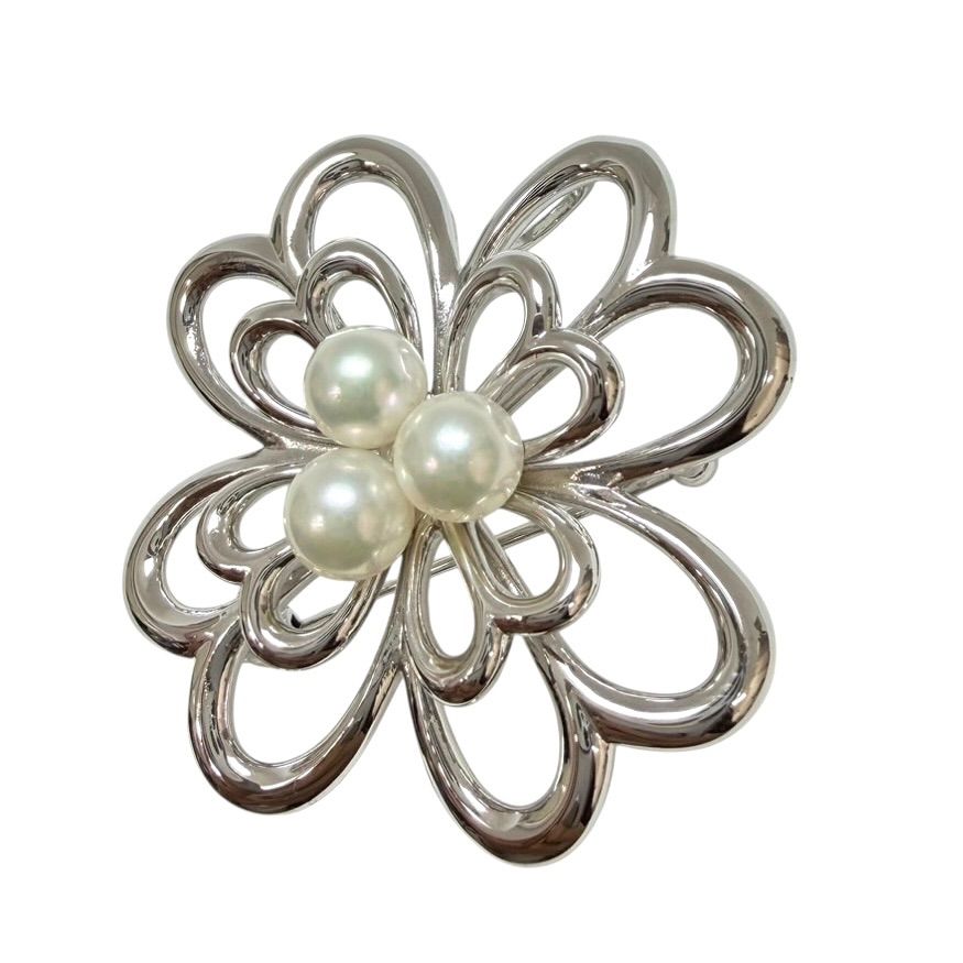 ✨美品✨TASAKI タサキ アコヤ真珠 パール 3粒 シルバー フラワー 
