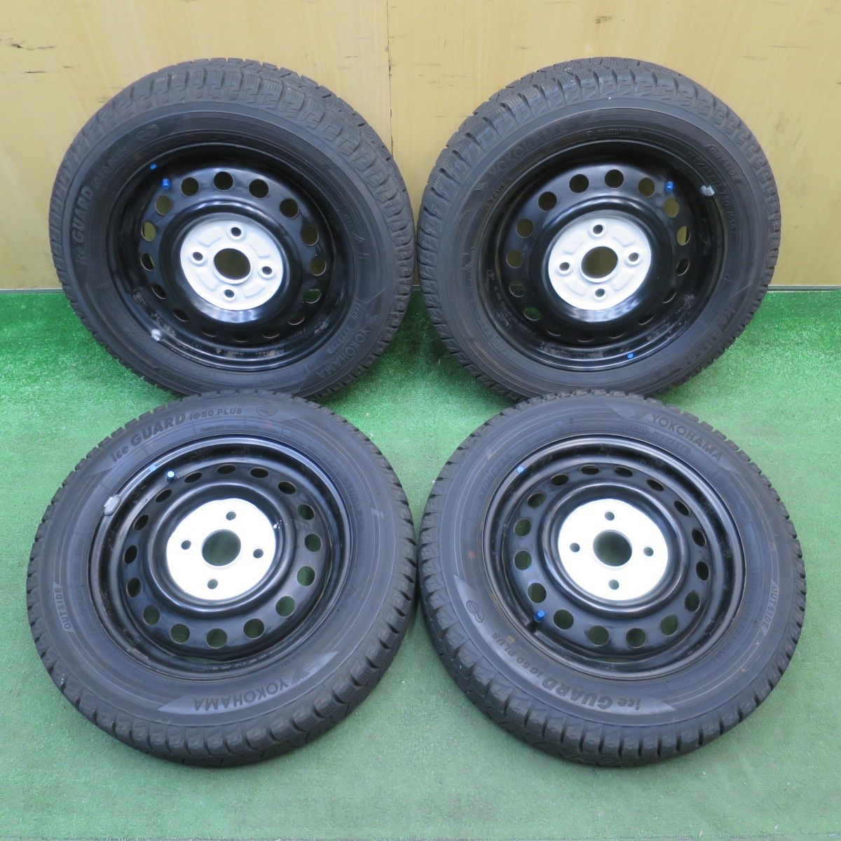 バリ溝！9.5分以上☆スタッドレス 155/65R13 ヨコハマ アイスガード 