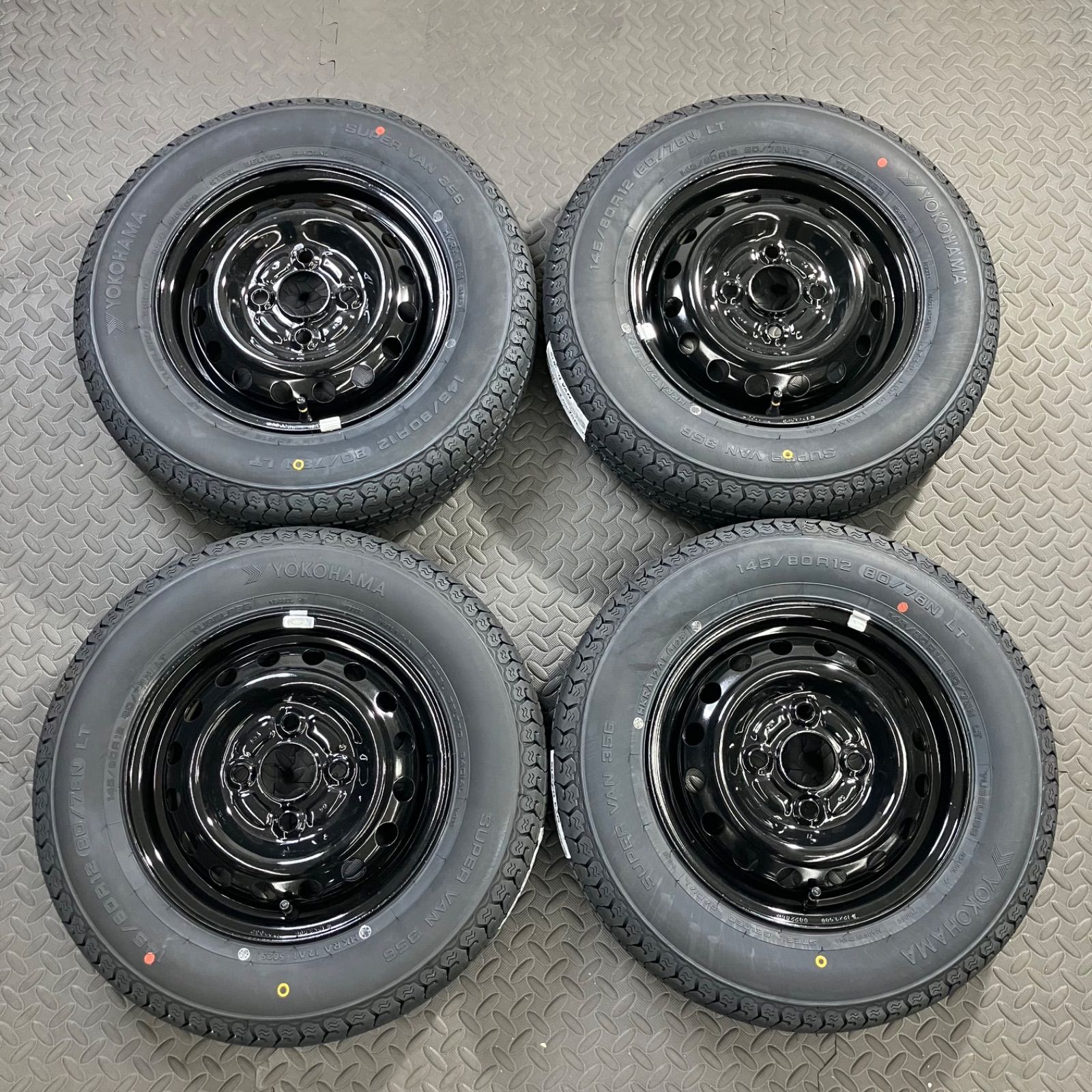 25年製 新品タイヤ 145/80R12 80/78N LT ヨコハマ スーパーバン356(夏 