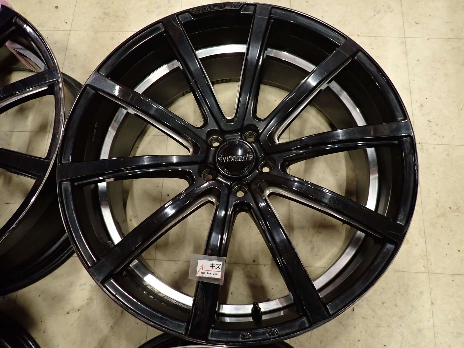 4本SET 会社宛 送料無料 22×9J ヴェネルディ MADELENA マデリーナ LATINA アルミ 5穴 PCD 114.3mm +38 ハブ径73mm アルファード NO,I1719