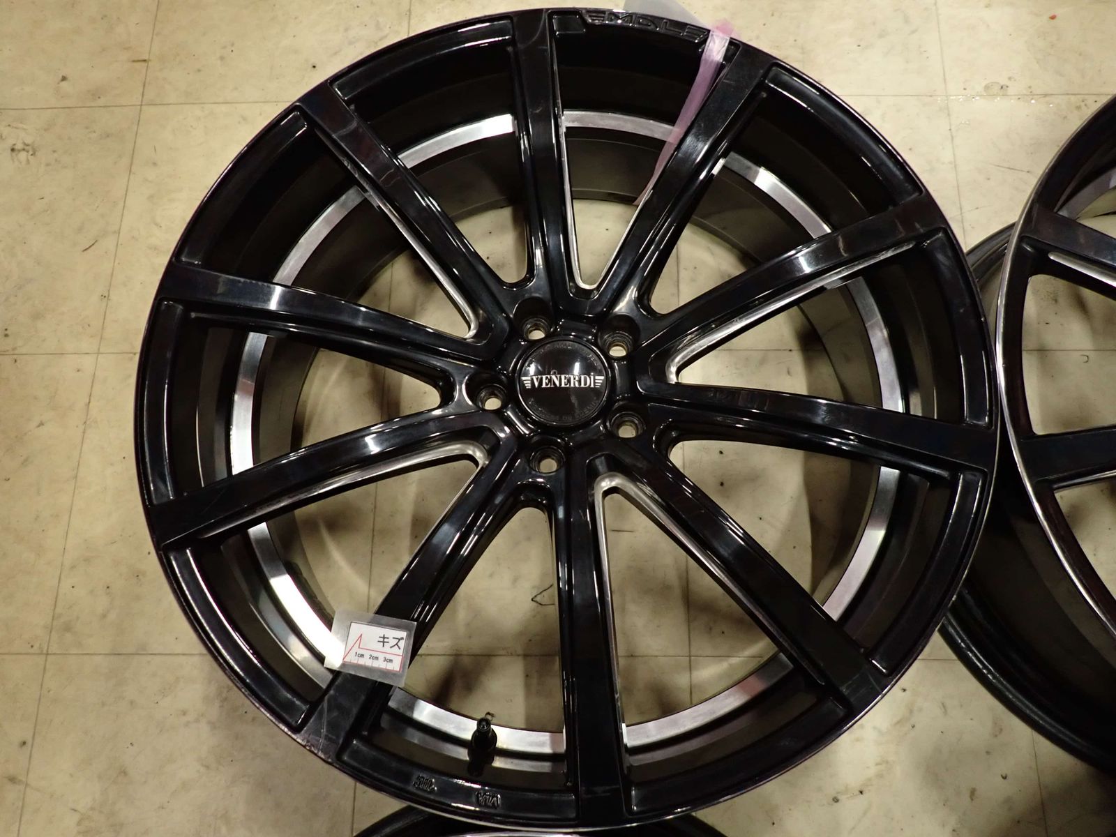 4本SET 会社宛 送料無料 22×9J ヴェネルディ MADELENA マデリーナ LATINA アルミ 5穴 PCD 114.3mm +38 ハブ径73mm アルファード NO,I1719