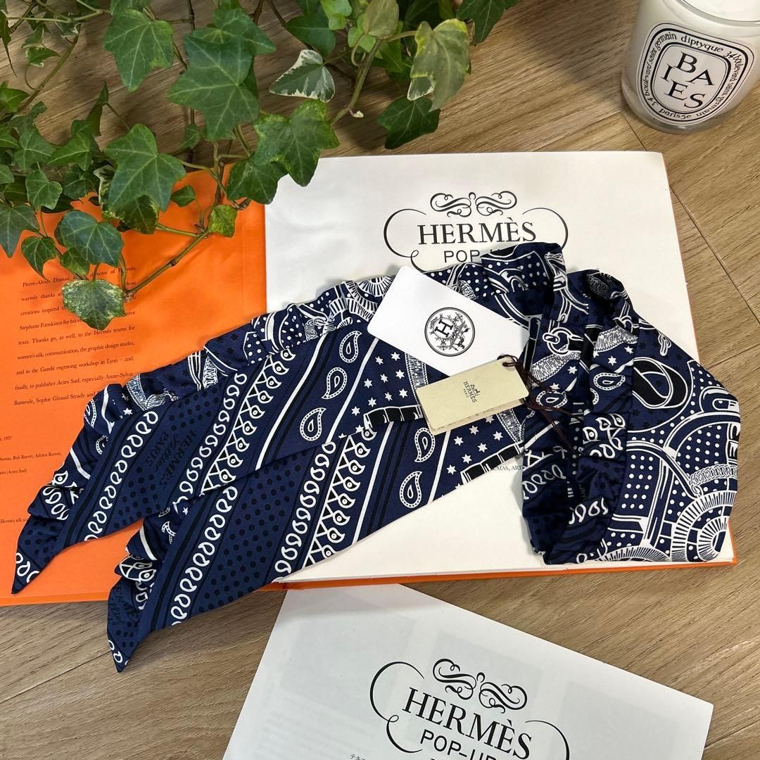 HERMES エルメス ツイリー エプロンドールバンダナフリル シルク HERMES エルメス ツイリー エプロンドールバンダナフリル シルク