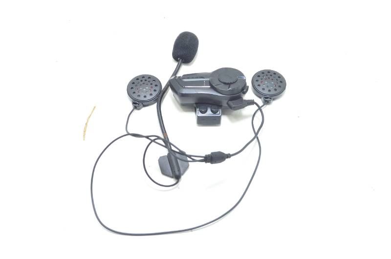 Bluetoothインカムとスピーカーセット ○ 【送料無料】 バイク用インカム Bluetooth インターコム ヘルメット