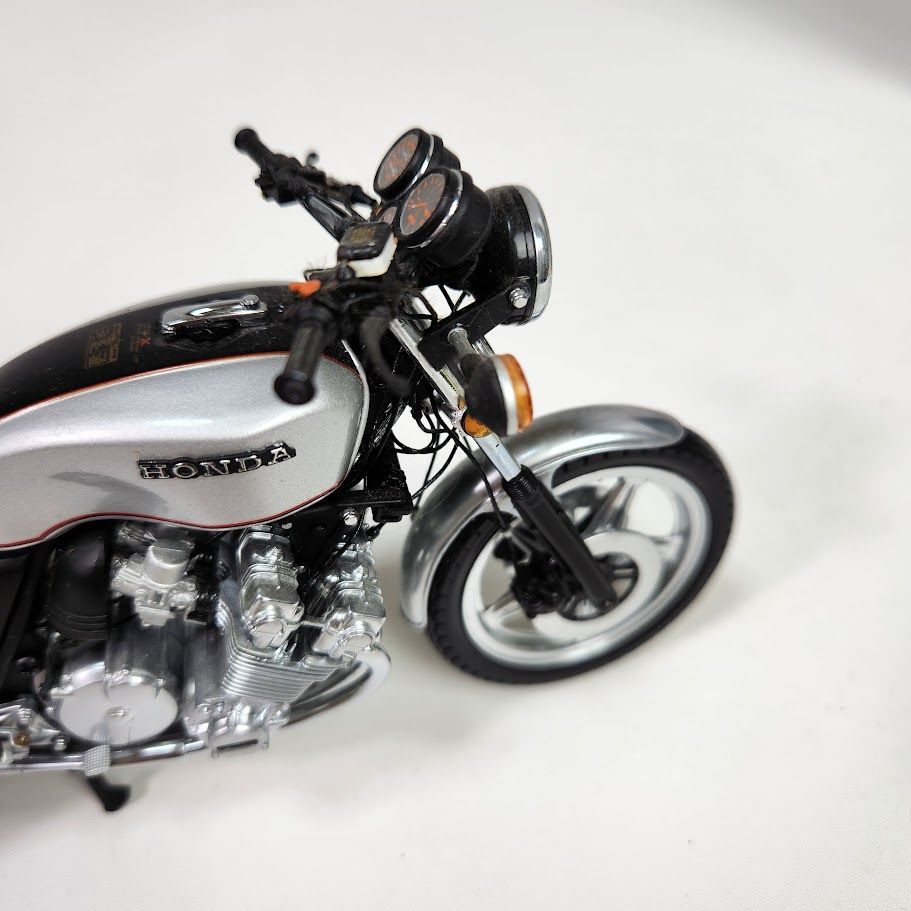 希少】MINICHAMPS 1/12 HONDA CBX1000 シルバー - メルカリ