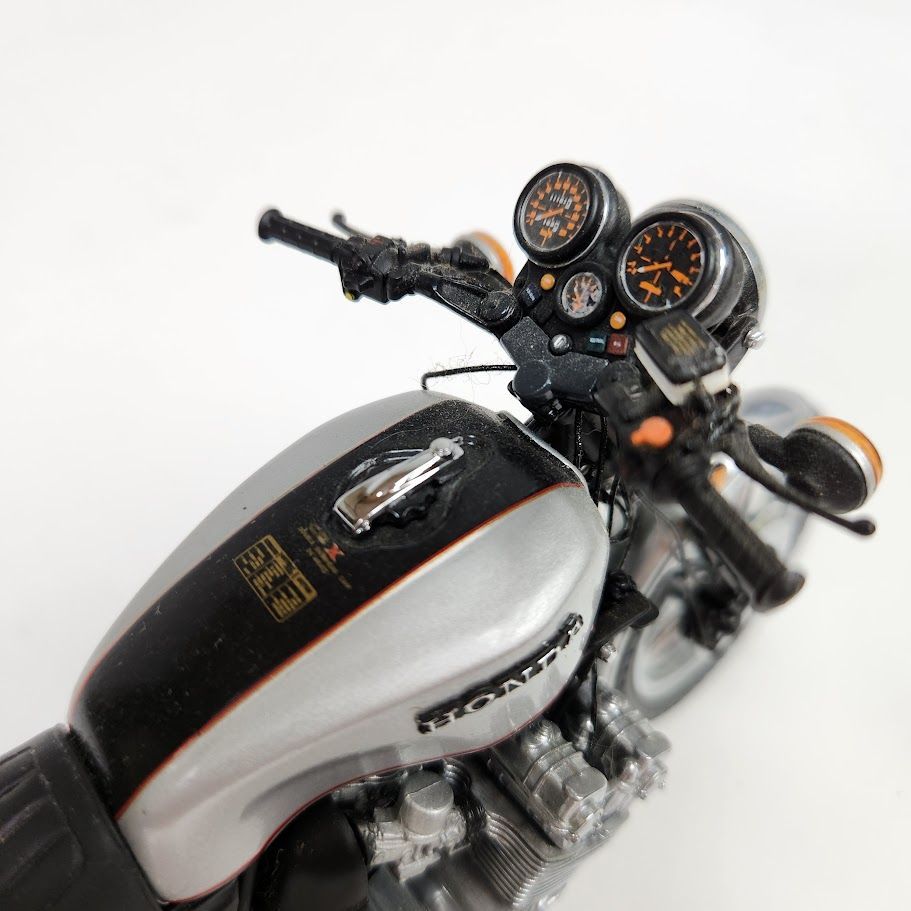 希少】MINICHAMPS 1/12 HONDA CBX1000 シルバー - メルカリ