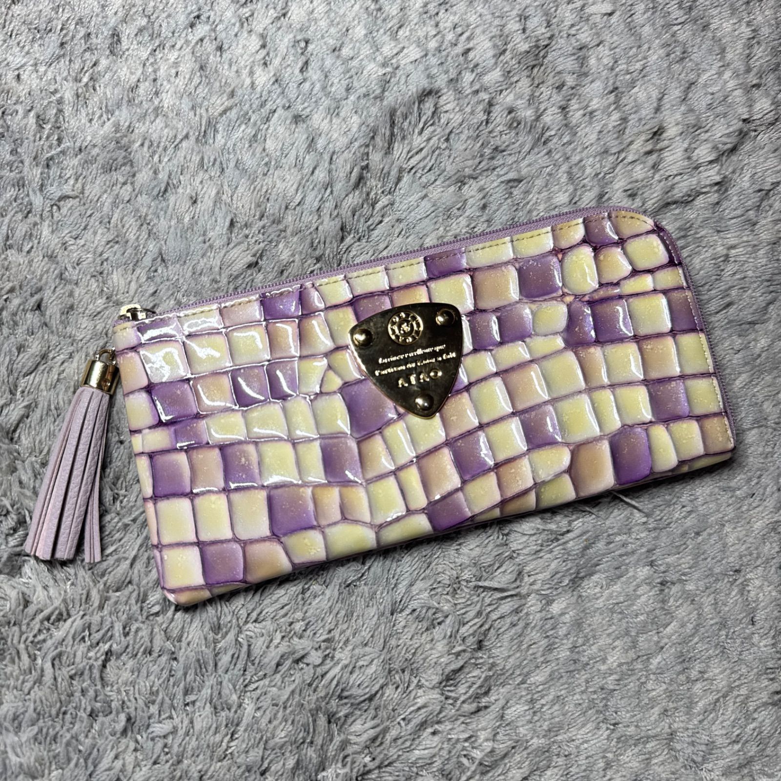 ATAO アタオ 長財布 L字ファスナー フリンジ ゴールドロゴ | Beli pada 