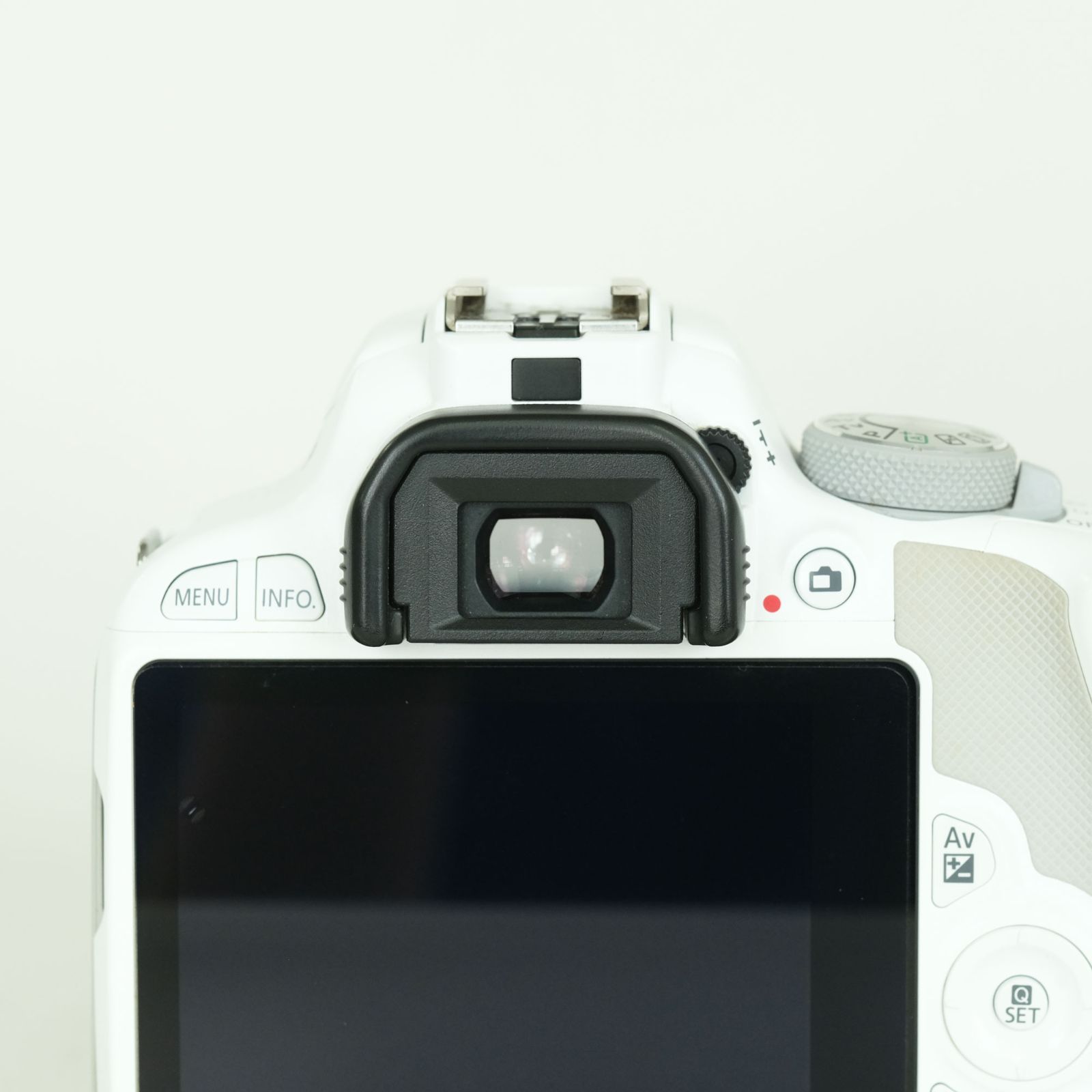 並品] Canon EOS Kiss X7 ボディ ホワイト | キヤノンEF-Sマウント 