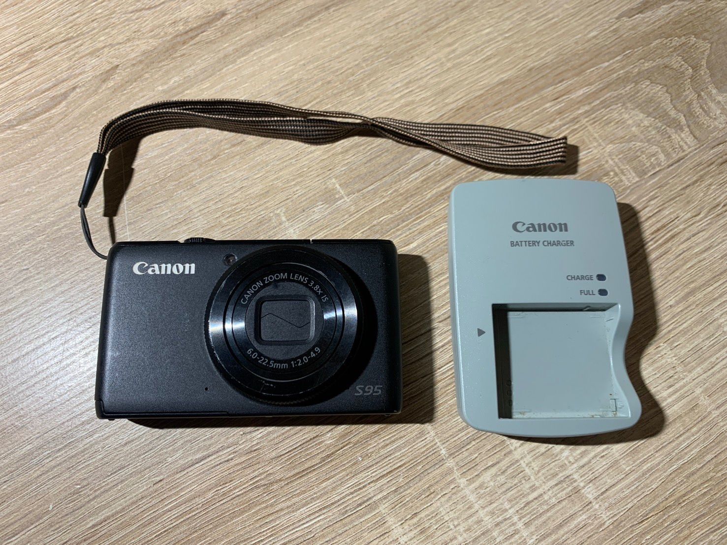 CANON キャノン PowerShot S95 コンデジ カメラ 黒 【公式通販】