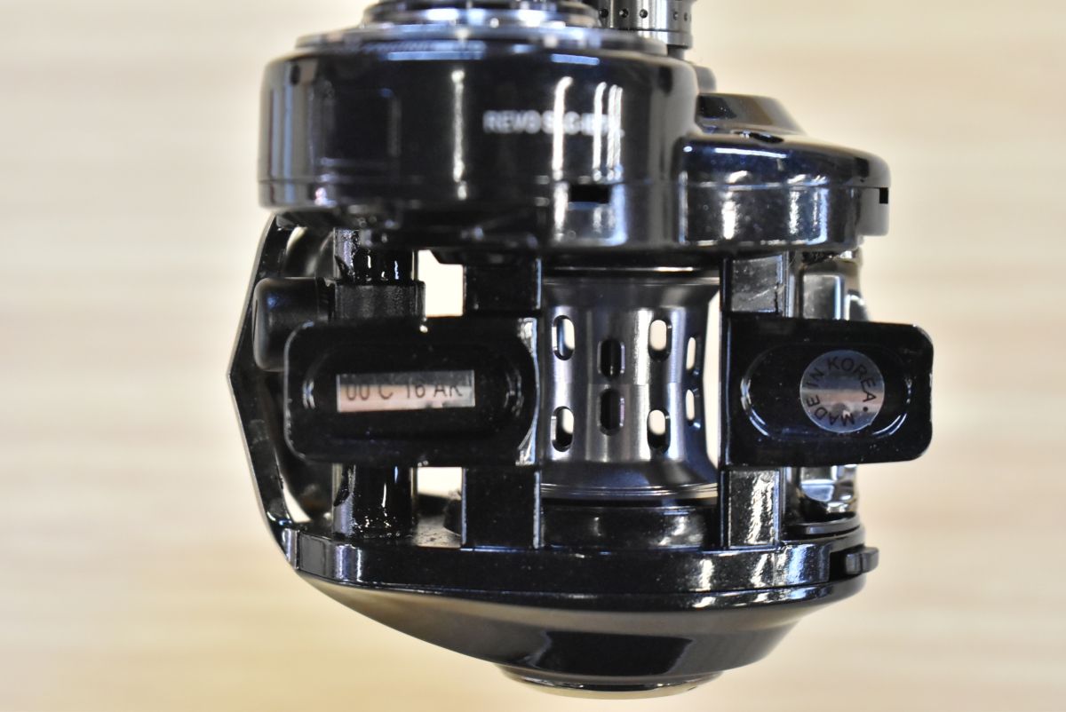 アブガルシア REVO SLC-IB7 L + モモスタジオ 替えスプール 左 ベイト