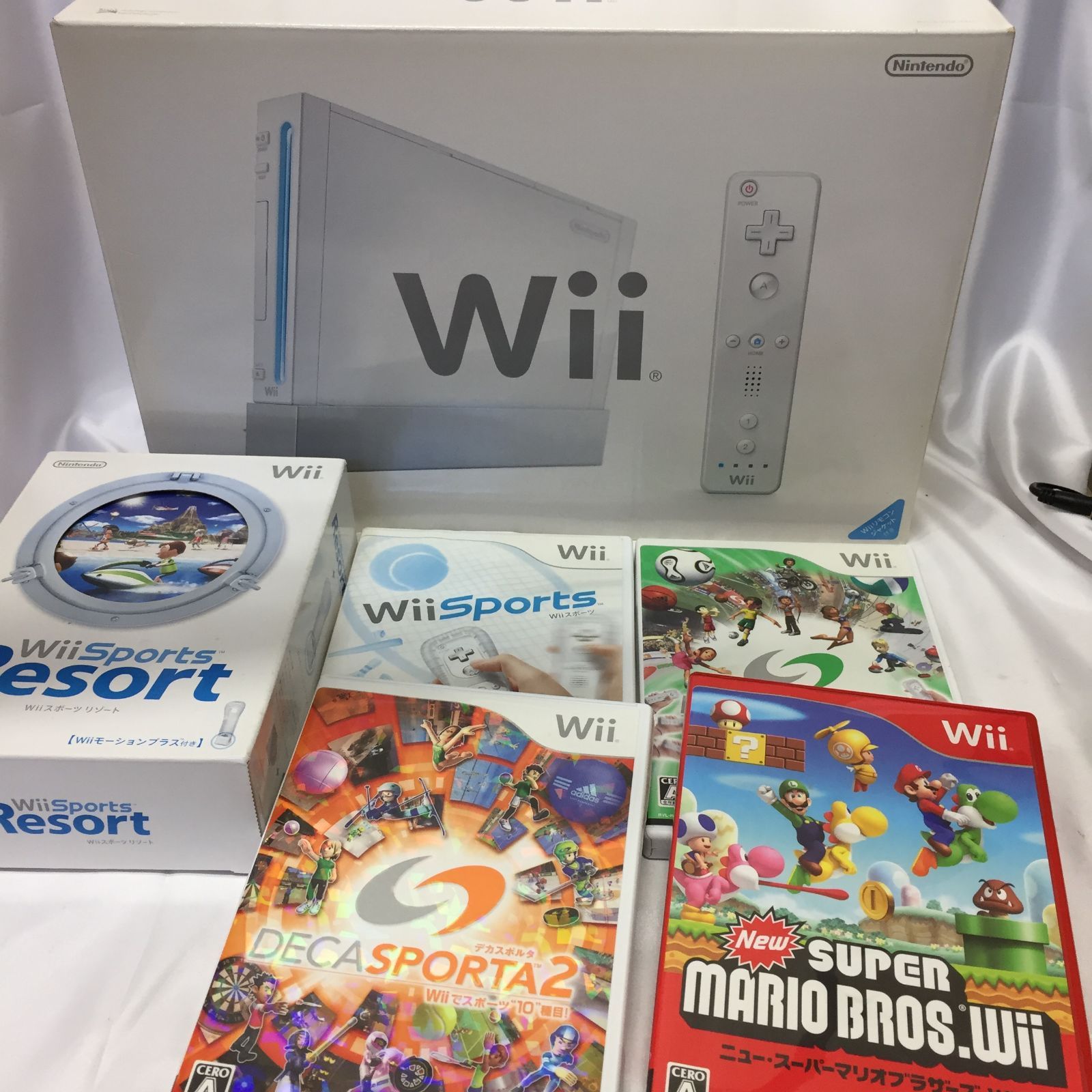 S【中古】任天堂 Nintendo Wii ソフト付き wiiresort マリオブラザーズ 