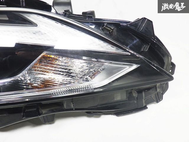 ☆点灯OK☆ レクサス 純正 ZWA10 CT CT200h 後期 ヘッドライト ☆点灯OK☆ レクサス 純正 ZWA10 CT CT200h 後期 ヘッドライト