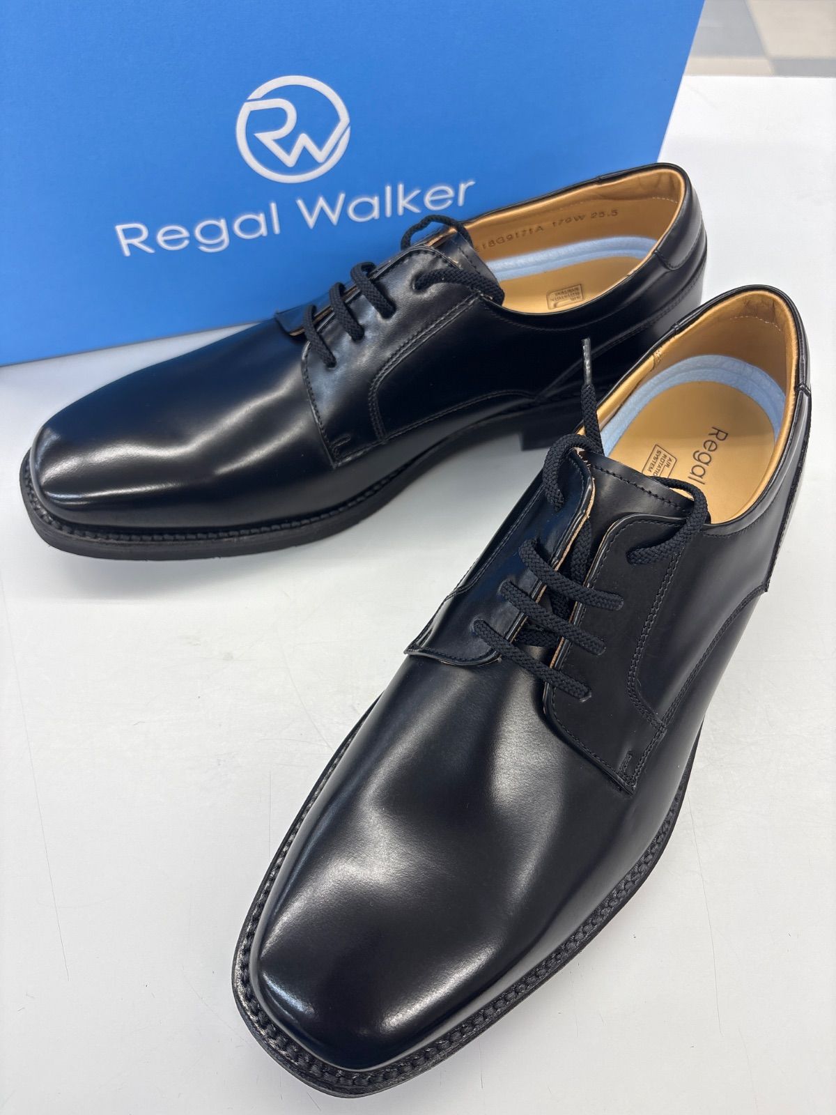 Regal Walker ブラックビジネスシューズ　箱付き 超美品♪ REGAL WALKER 25.5cm 日本製 ビジネスシューズ 箱付き 送料