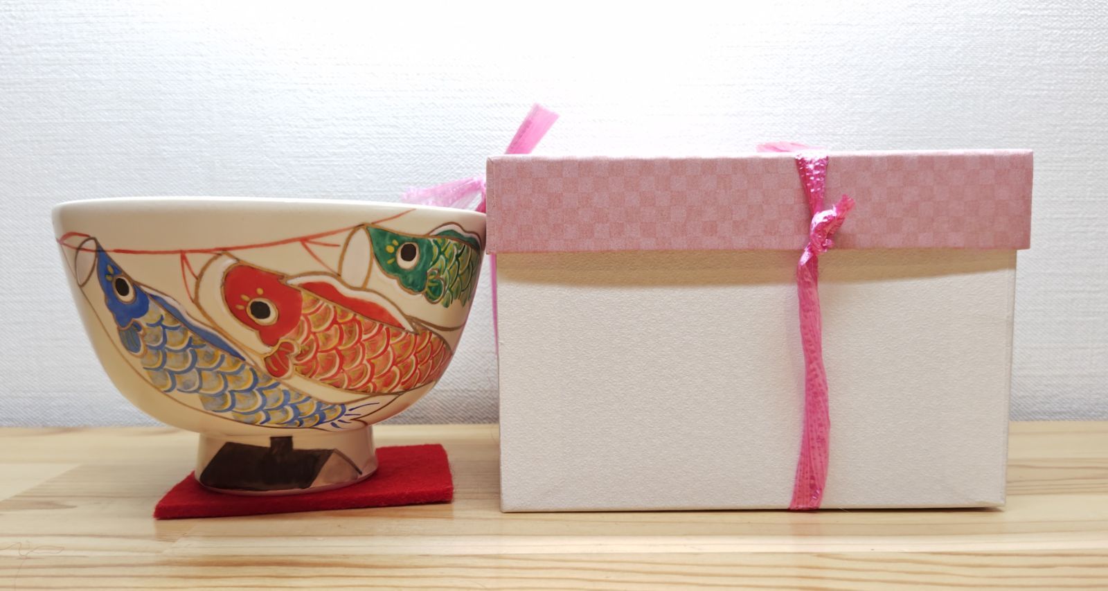 茶碗 白釉 鯉幟 水出宋絢 化粧箱付 茶道具 新品 茶碗 白釉 鯉幟 水出宋絢 化粧箱付 茶道具 新品 【公式通販】