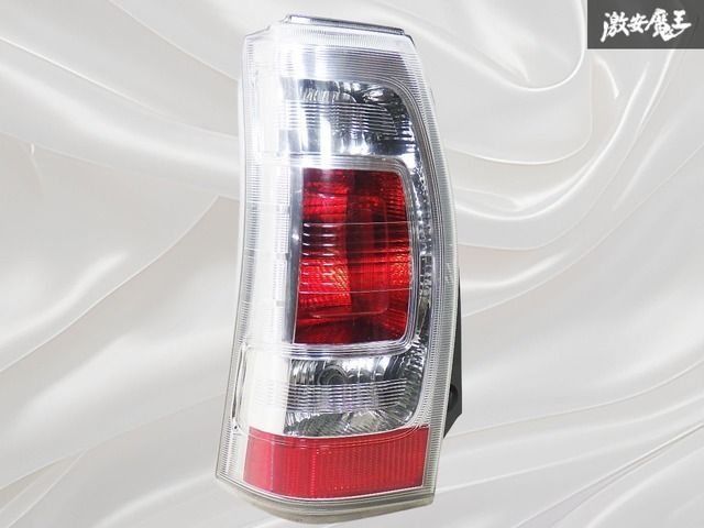 ダイハツ 純正 L455S タントエグゼカスタム テール テールランプ