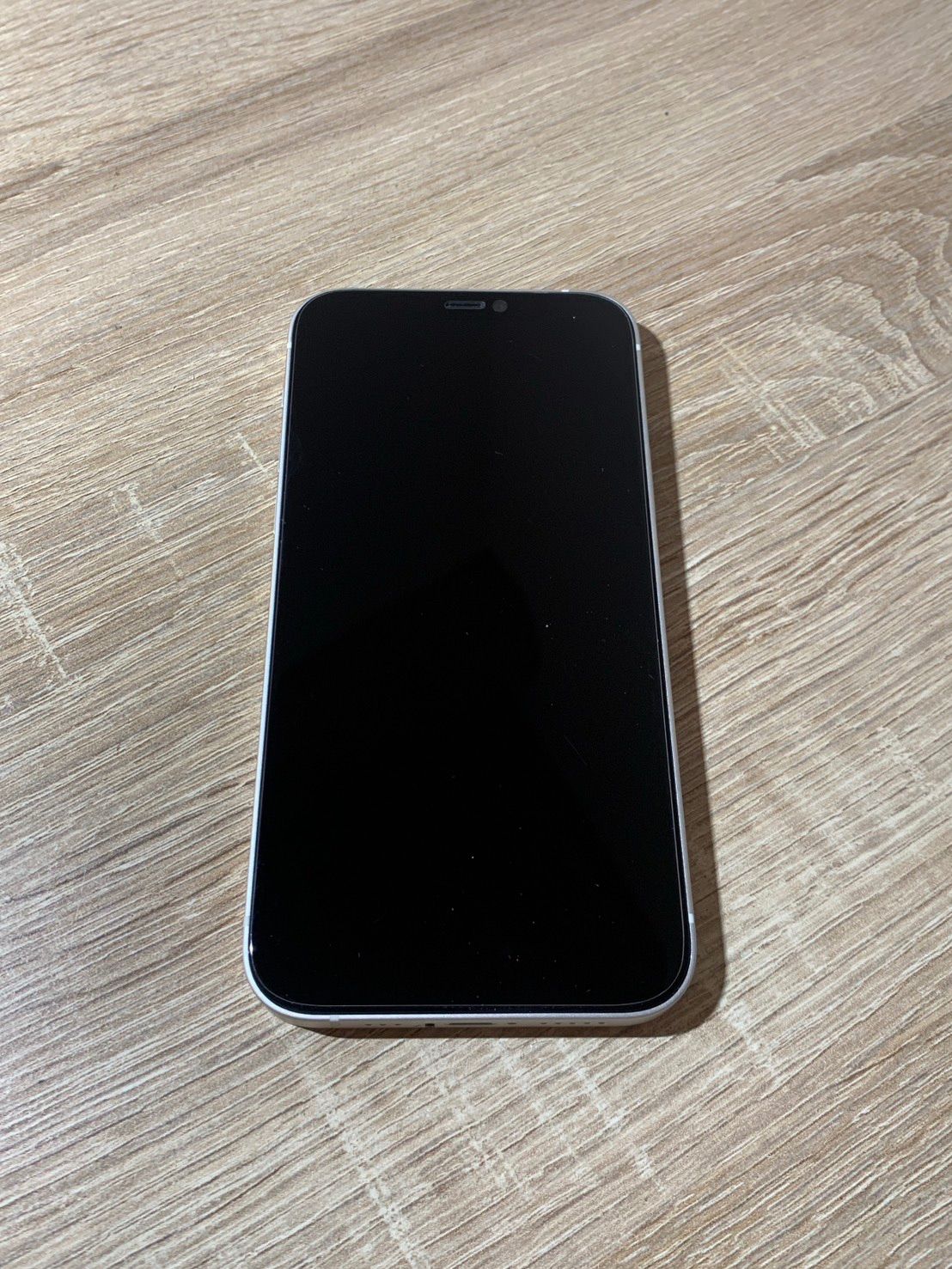 iPhone 12 64GB ホワイト ジャンク品 - メルカリ