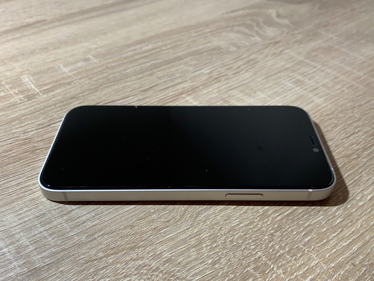 iPhone 12 64GB ホワイト ジャンク品 - メルカリ