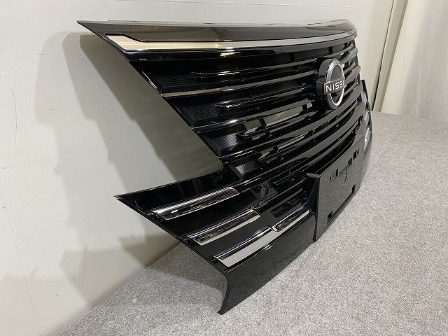 セレナ/ハイウェイスター C28/FC28/FNC28/GFC28 純正 前期 フロント