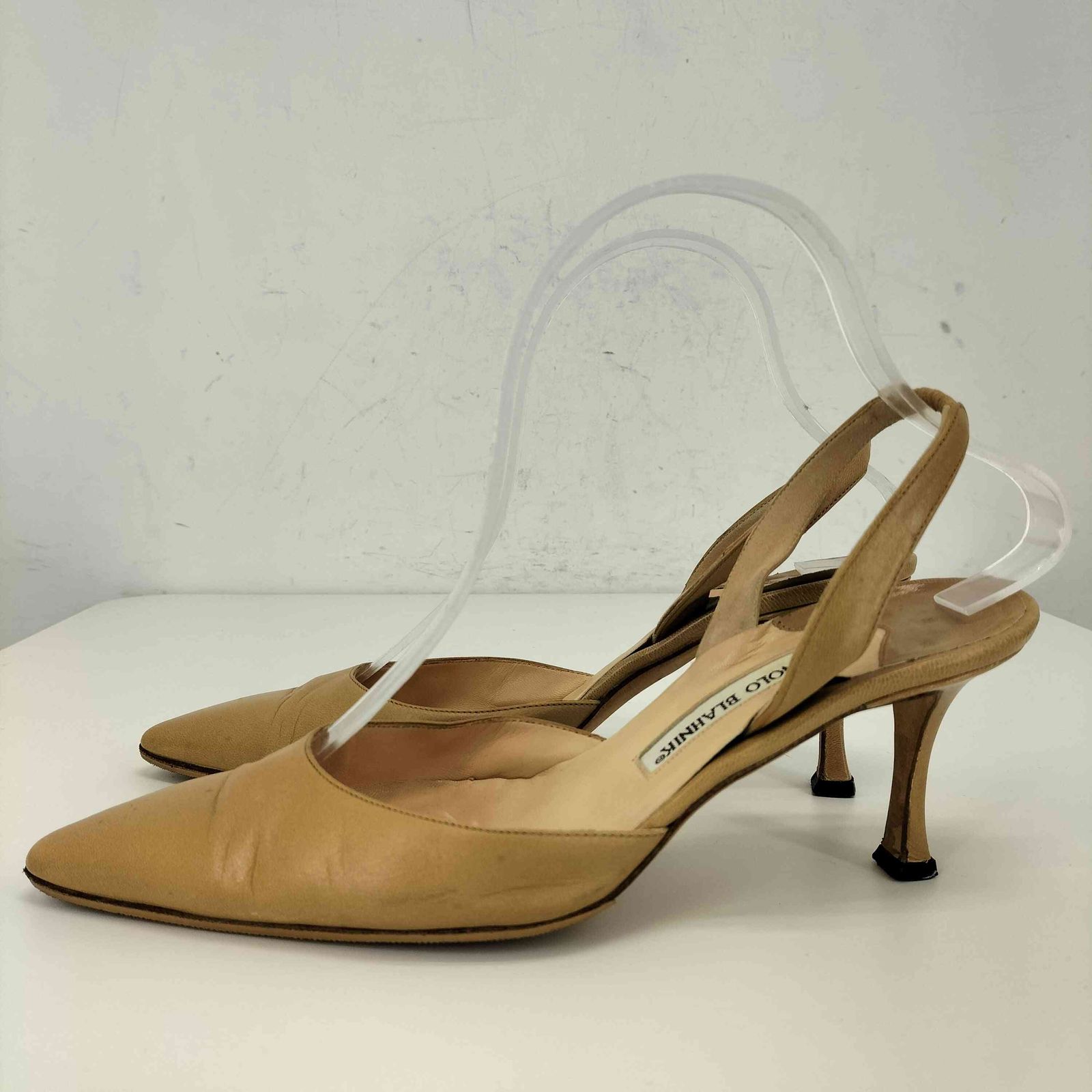 マノロブラニク MANOLO BLAHNIK ポインテッドトゥ スリングバック