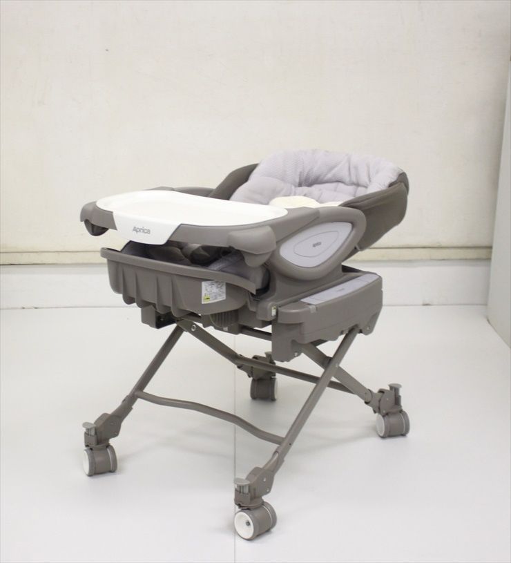 アップリカ Aprica ユラリズムオートAC ペールグレー　中古　品番2138230 ハイローチェアベッド アップリカ Aprica ユラリズムオートAC ペールグレー 中古 品番2138230