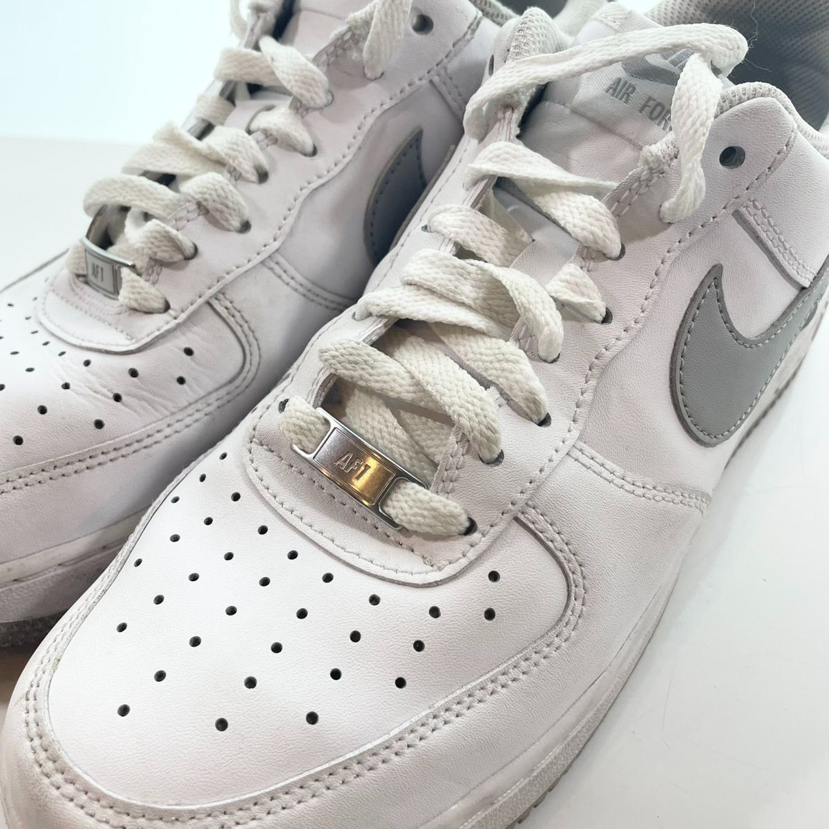 ナイキ NIKE AIR FORCE 1 