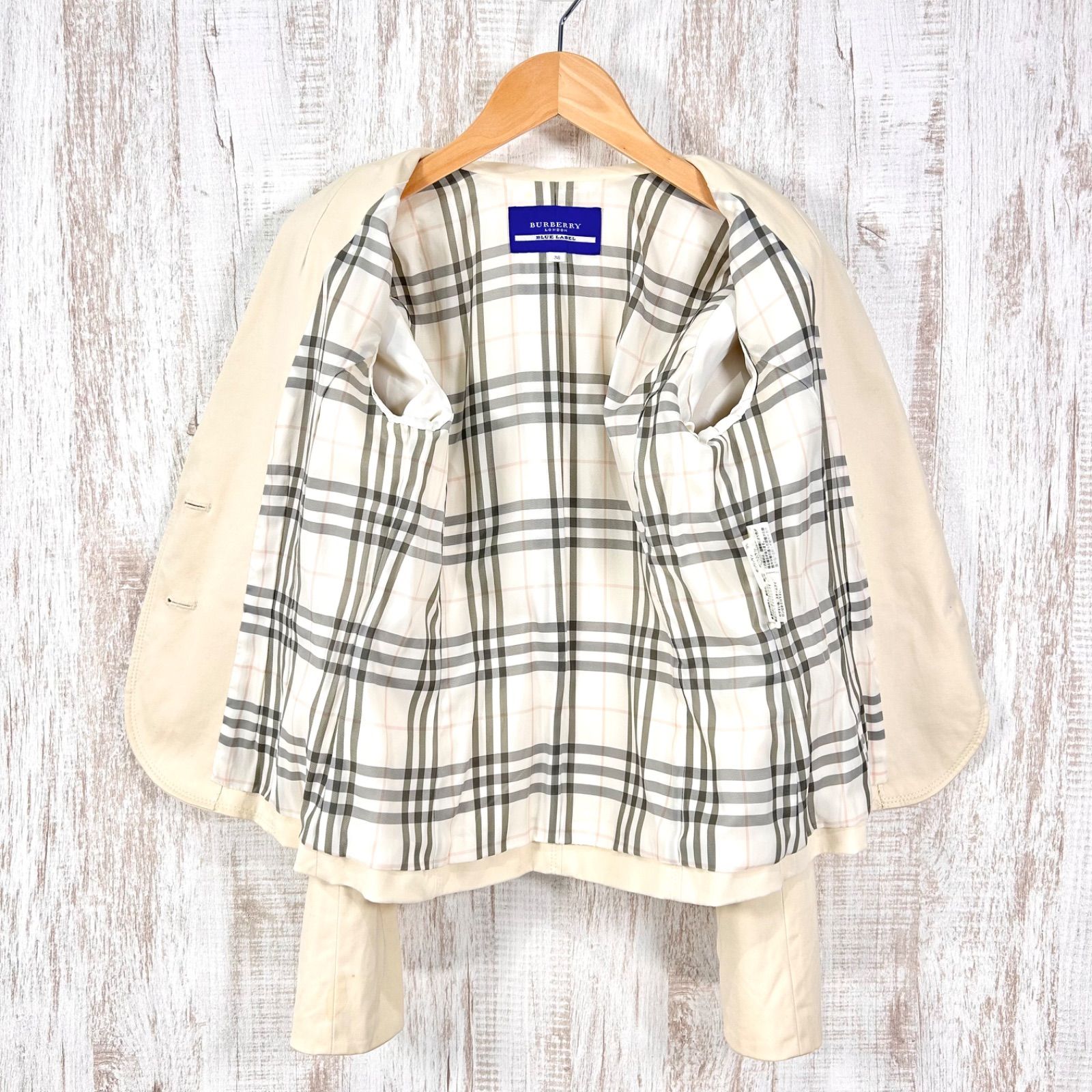 BURBERRY BLUE LABEL バーバリーブルーレーベル ロゴボタン ノバ