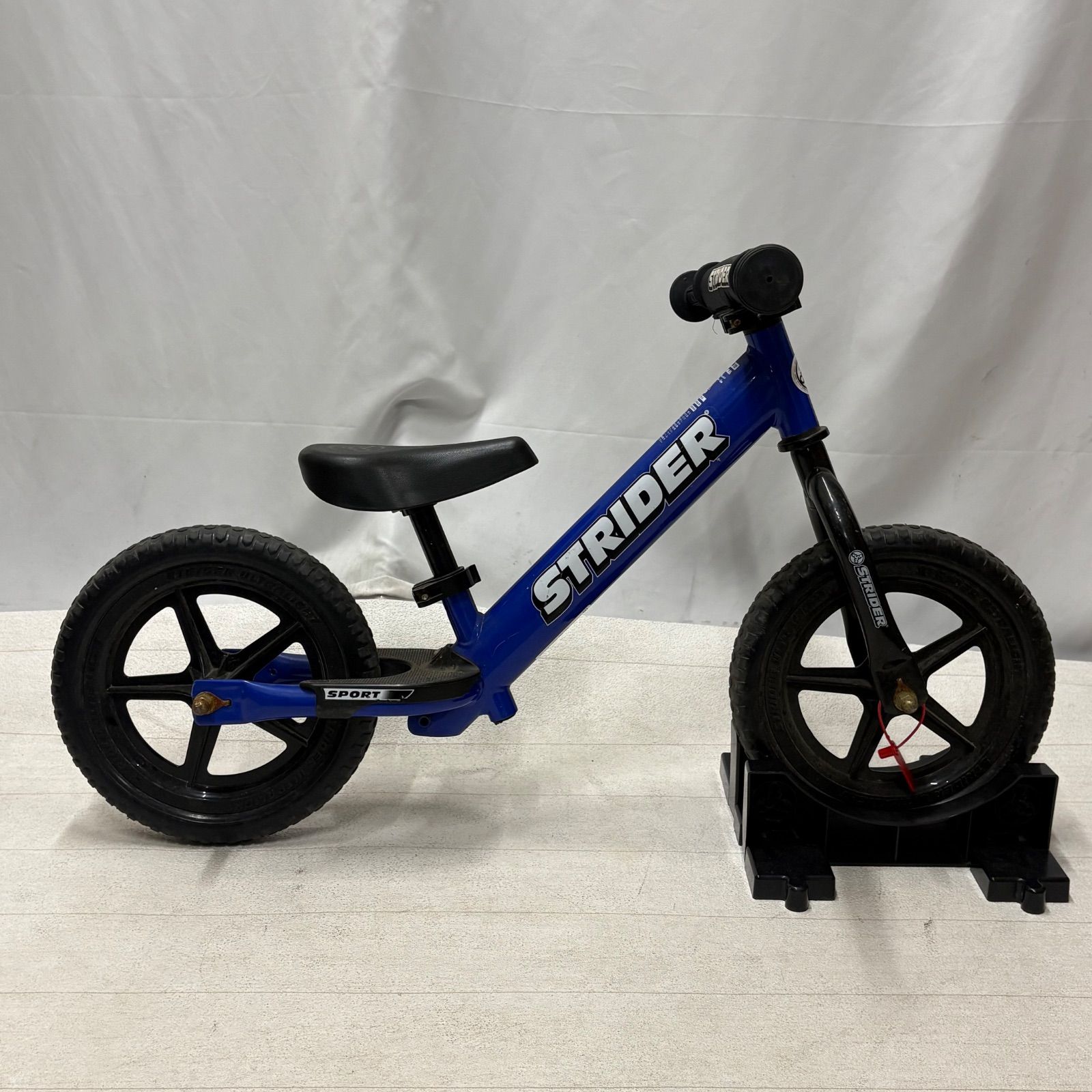 STRIDER CLASSIC ストライダー 12インチ ブルー スポーツモデル 日本 