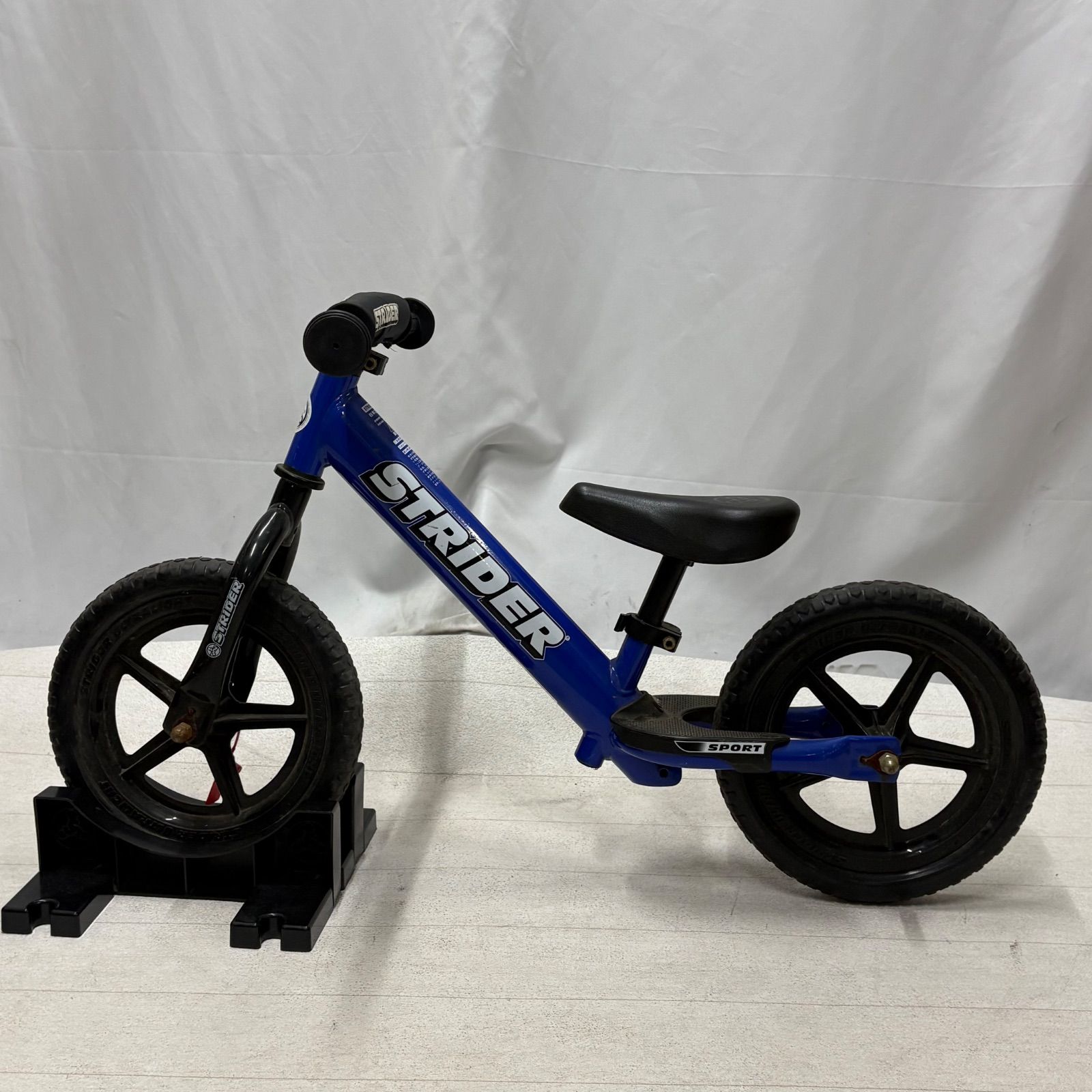 STRIDER CLASSIC ストライダー 12インチ ブルー スポーツモデル 日本 