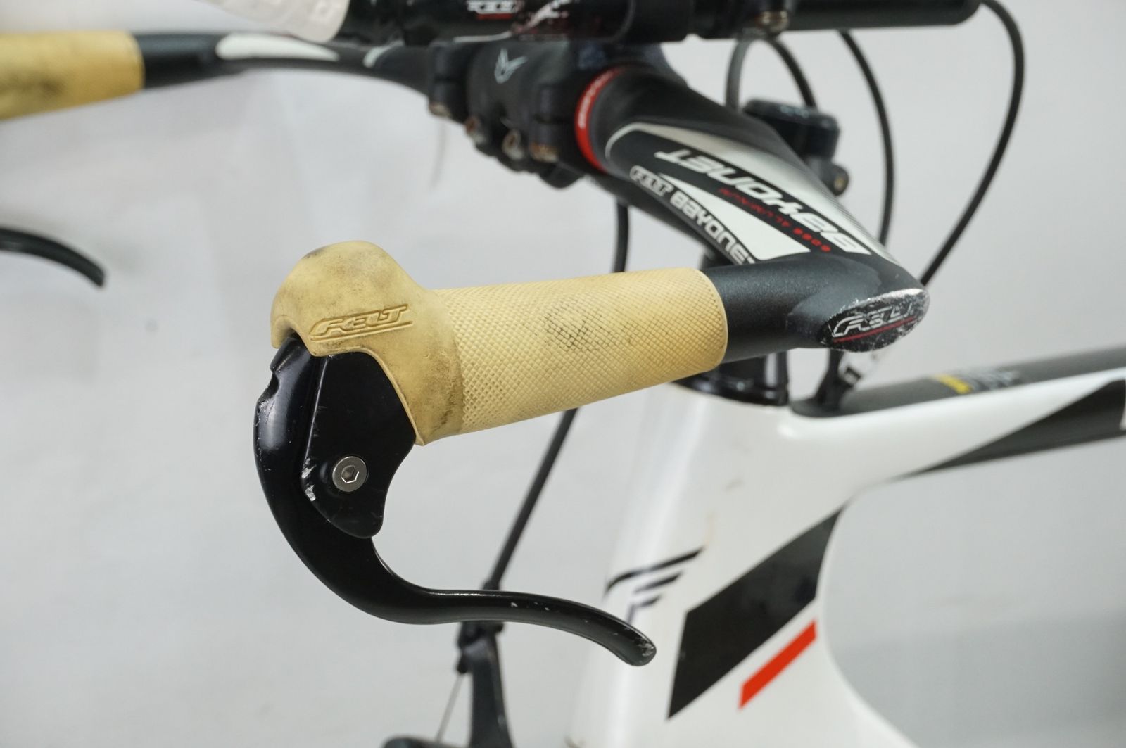 ジャンク FELT 「フェルト」 B12 2013年モデル トライアスロンバイク 
