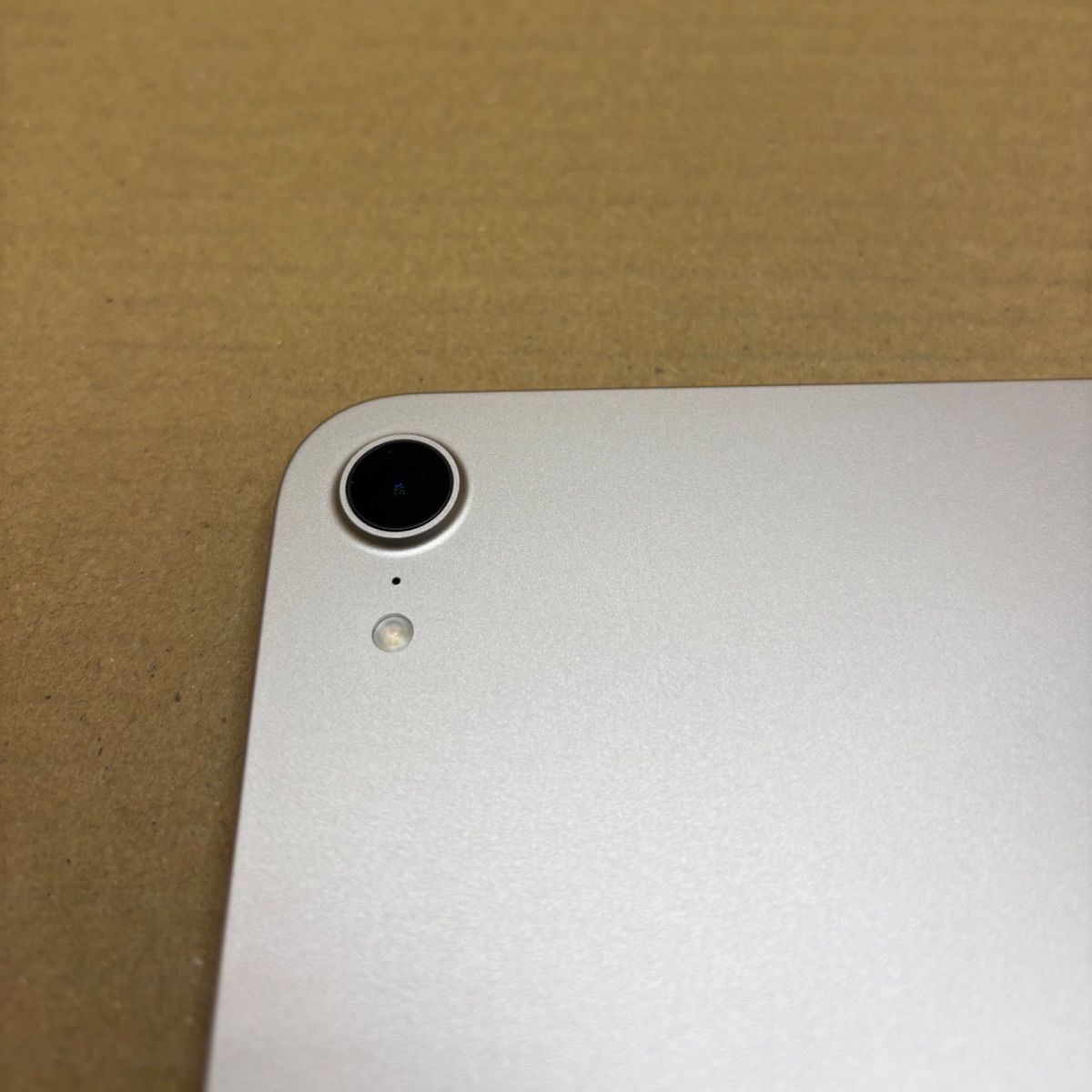 iPad mini 第7世代 128GB スターライト A17 Pro - メルカリ