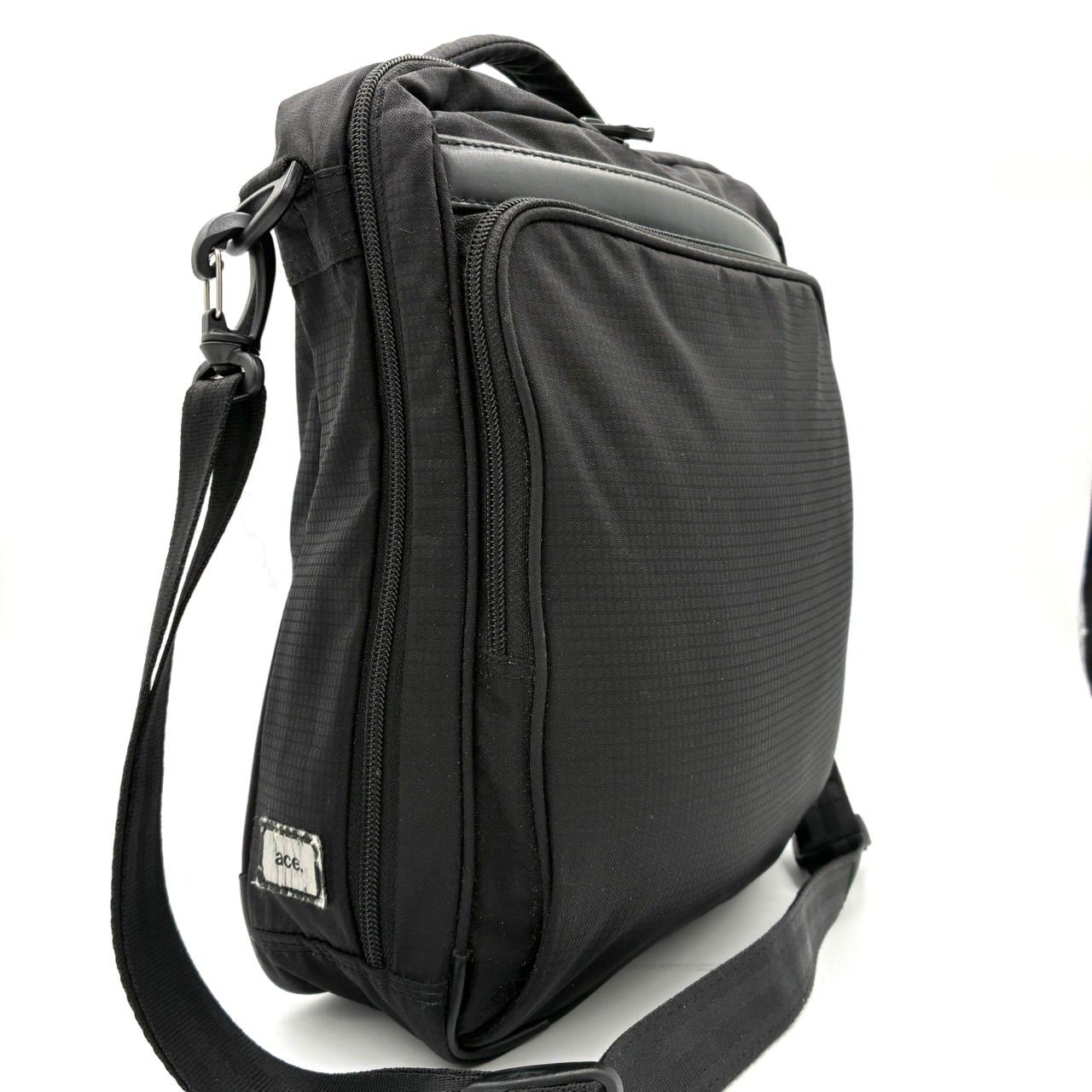 ace. エース ショルダーバッグ ビジネス 縦型 コーデュラナイロン 