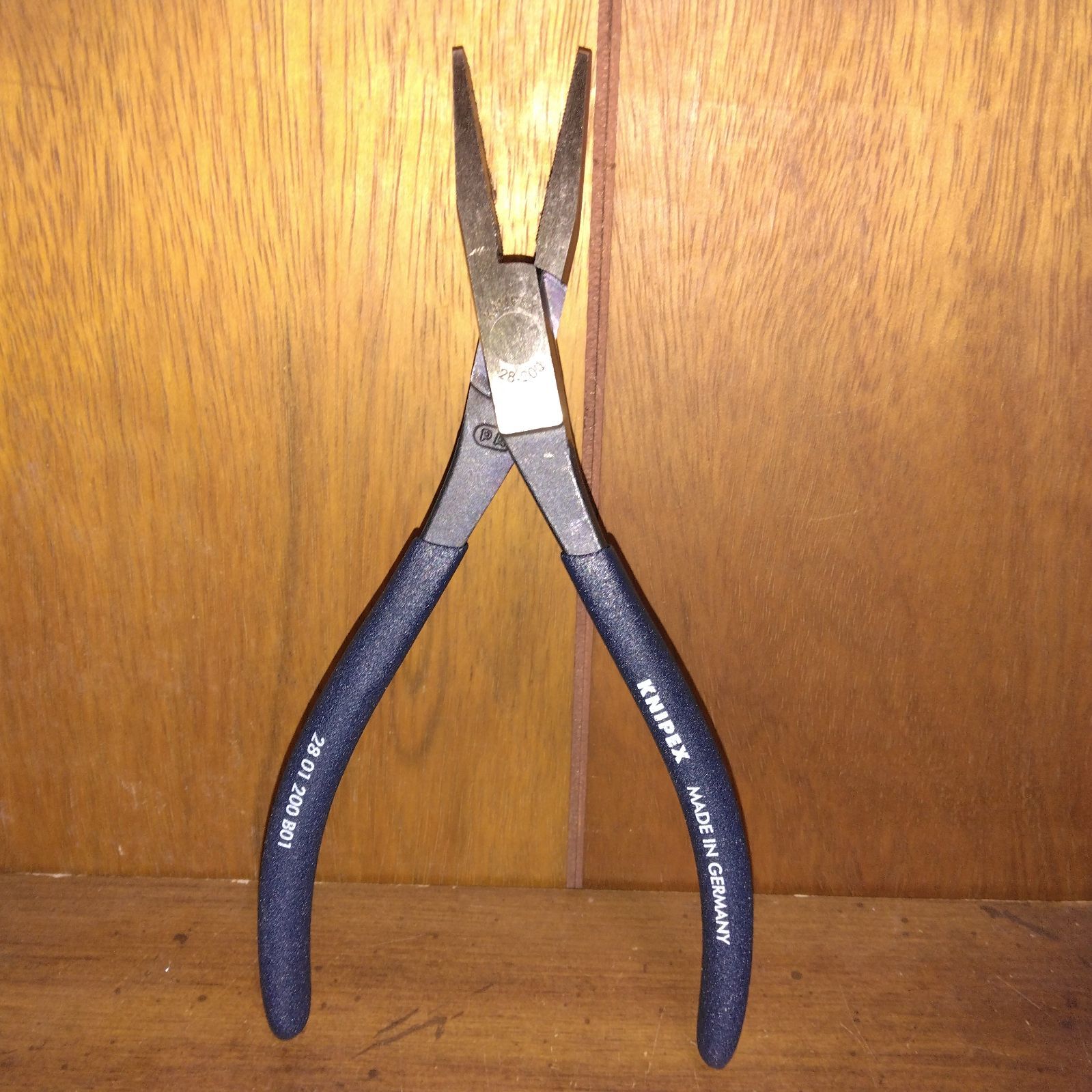 [限定225丁のみ] KNIPEX （クニペックス）2801-200B01 アッセンブリ―プライヤー 200mm スティールブルーVer. 限定225丁のみ] KNIPEX （クニペックス）2801-200B01 アッセンブリ