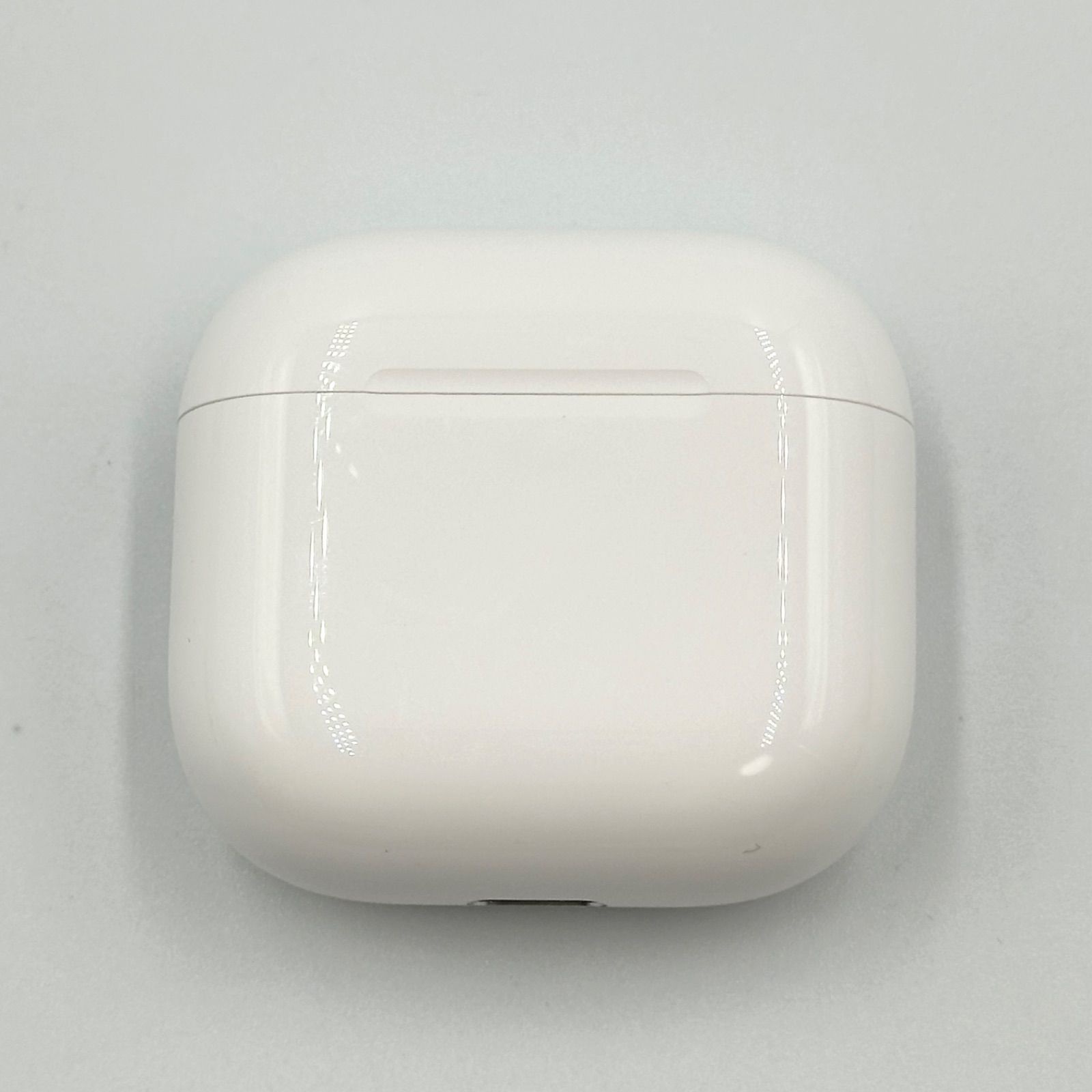 24時間以内発送・未使用に近い✨️】Apple AirPods 第4世代 充電ケース 