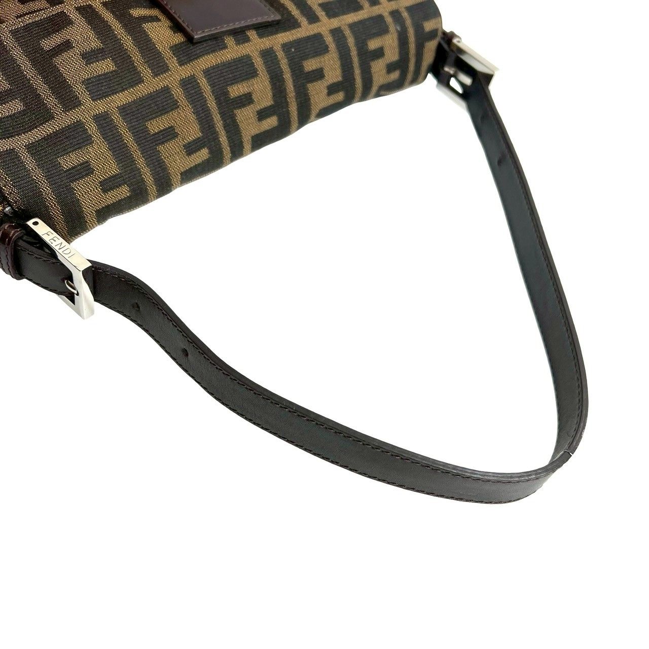 極 美品 FENDI フェンディ マンマバケット ズッカ FF 柄 極 美品 FENDI フェンディ マンマバケット ズッカ FF 柄