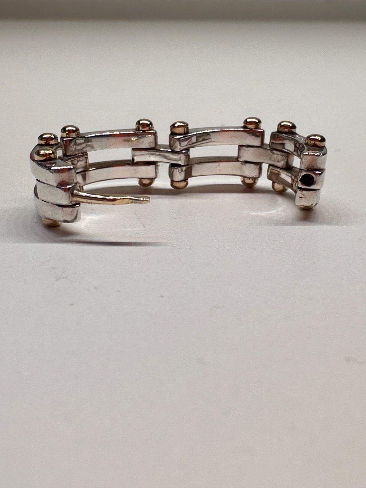 至高の逸品 Tiffany & Co. ゲートリンク フープ ピアス - メルカリ
