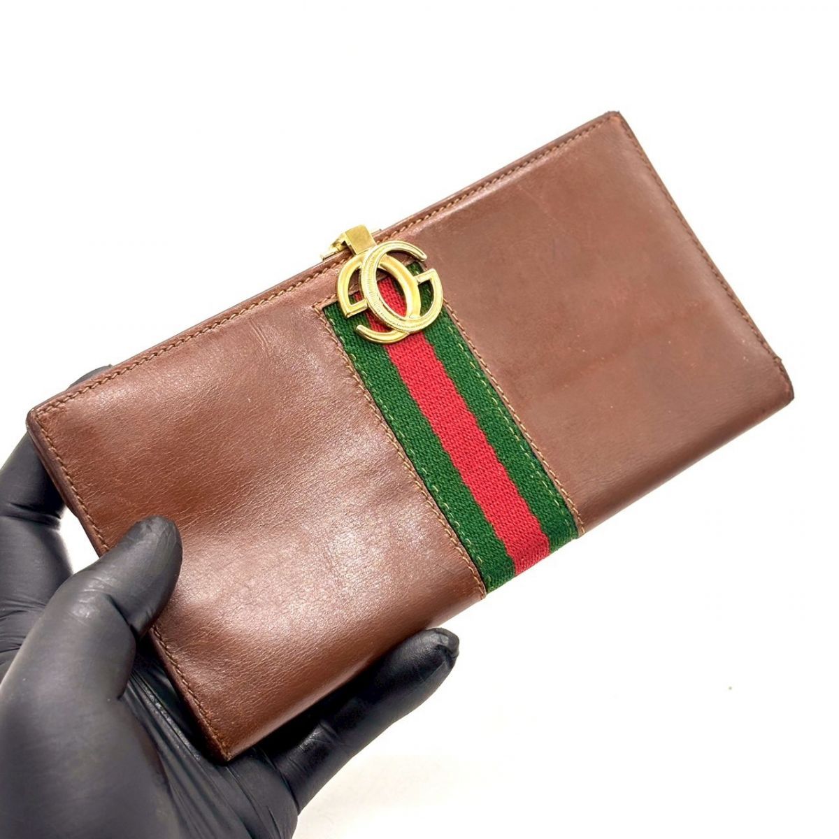 時を刻む気品】 GUCCI 長財布 インターロッキング シェリーライン