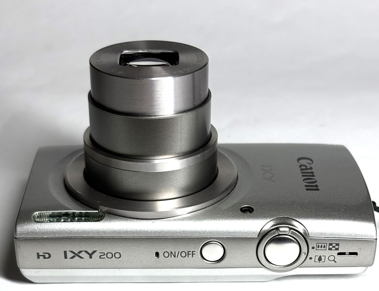 Canon IXY200 PC2333 HD 20MP 8x デジタルカメラ 極美品 silver 基本 