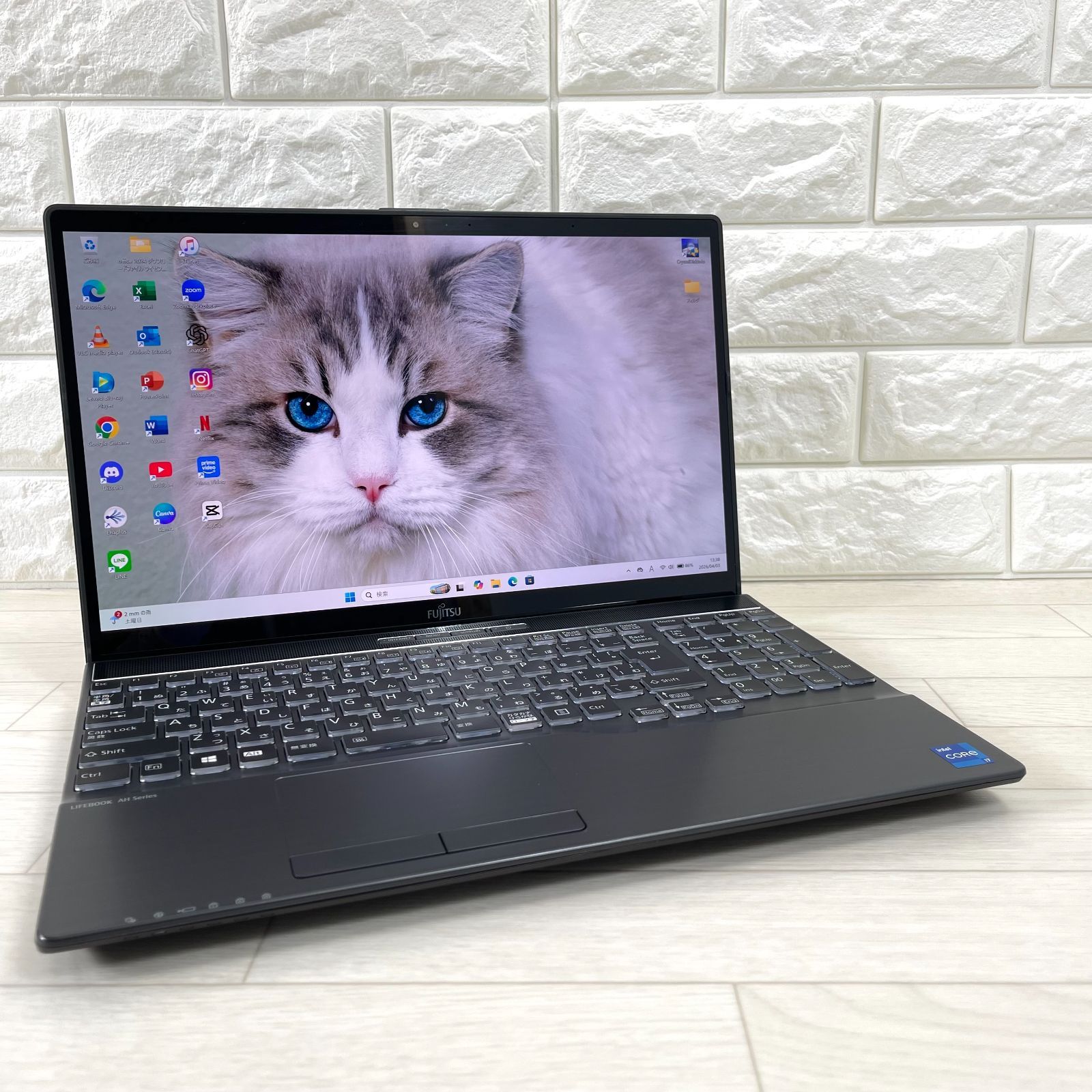 2021年モデル 富士通 第11世代 corei7 高速SSD512GB メモリ16GB LED 