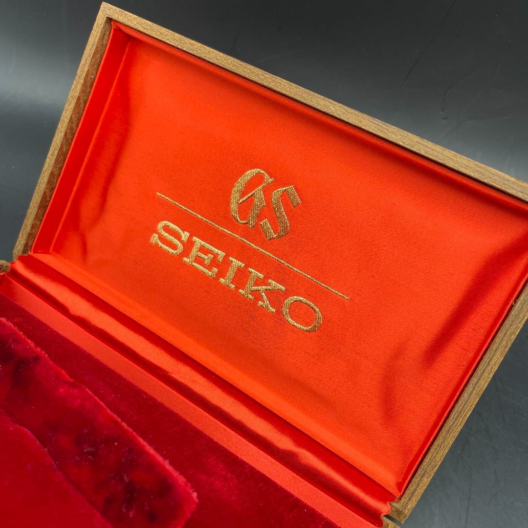SEIKO GS グランドセイコー 時計ケース 木箱 GS グランドセイコー 木箱のみ 木製化粧箱 空箱 ボックス 内張りレッド