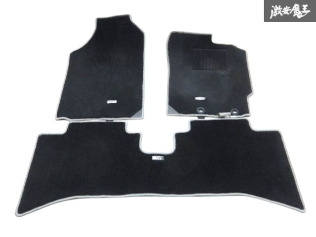 売値 破れなし トヨタ 純正 NHP10 アクア G