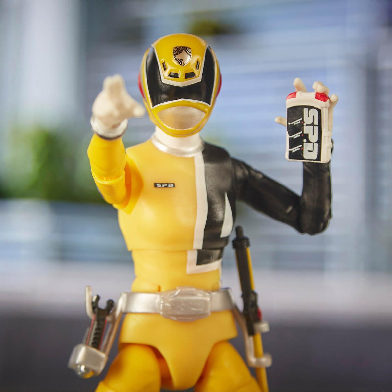 新品 パワーレンジャー ライトニングコレクション S.P.D. イエロー 