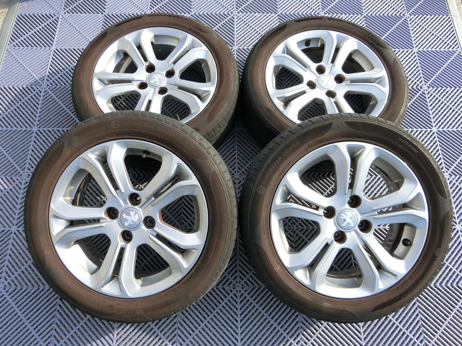 978] 送料無料 プジョー純正 16インチ アルミホイール 16×6.0J +23 
