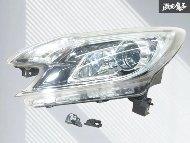 ノート　E12 左　ヘッドランプ　LED 取り付け破損なし　良品 ☆レンズ割れ無し☆ 日産 純正 E12 ノート LED ヘッドライト ヘッド
