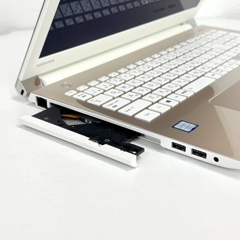 dynabook T6 第8世代i7 SSD512GB Win11 フルHD - メルカリ
