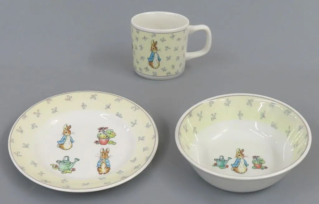 中古】食器 ピーターラビット TEA TIME ボウル＆マグ＆プレート3点