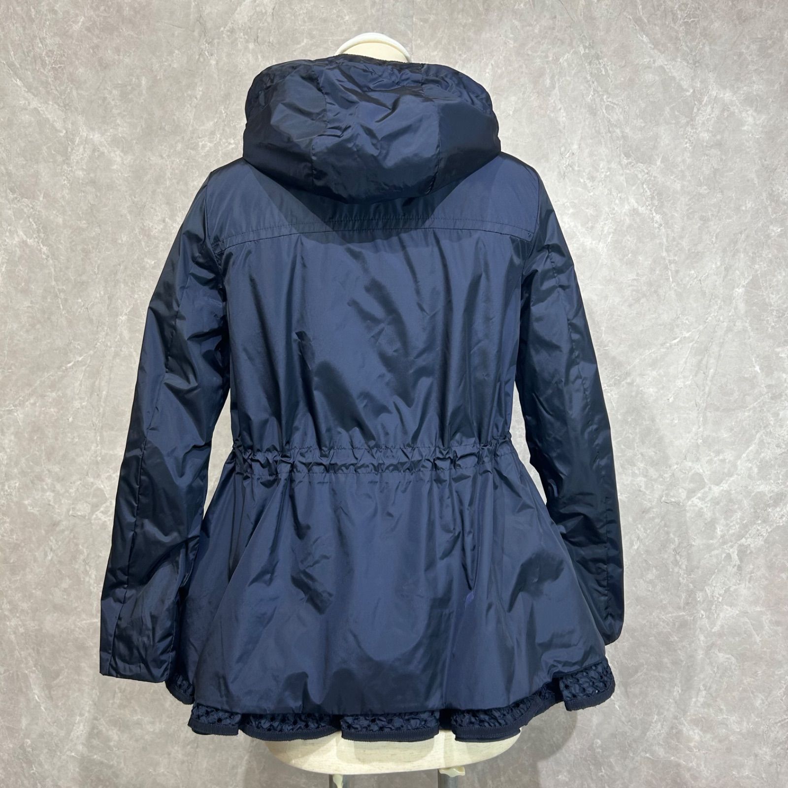 極美品】 MONCLER モンクレールロータスナイロンフリルジャケット