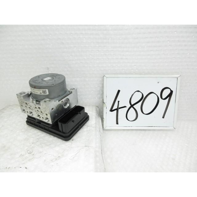 28年 BMW 320D F30 LDA-8C20 ABSアクチュエーター 3451688117601 207304 4809
