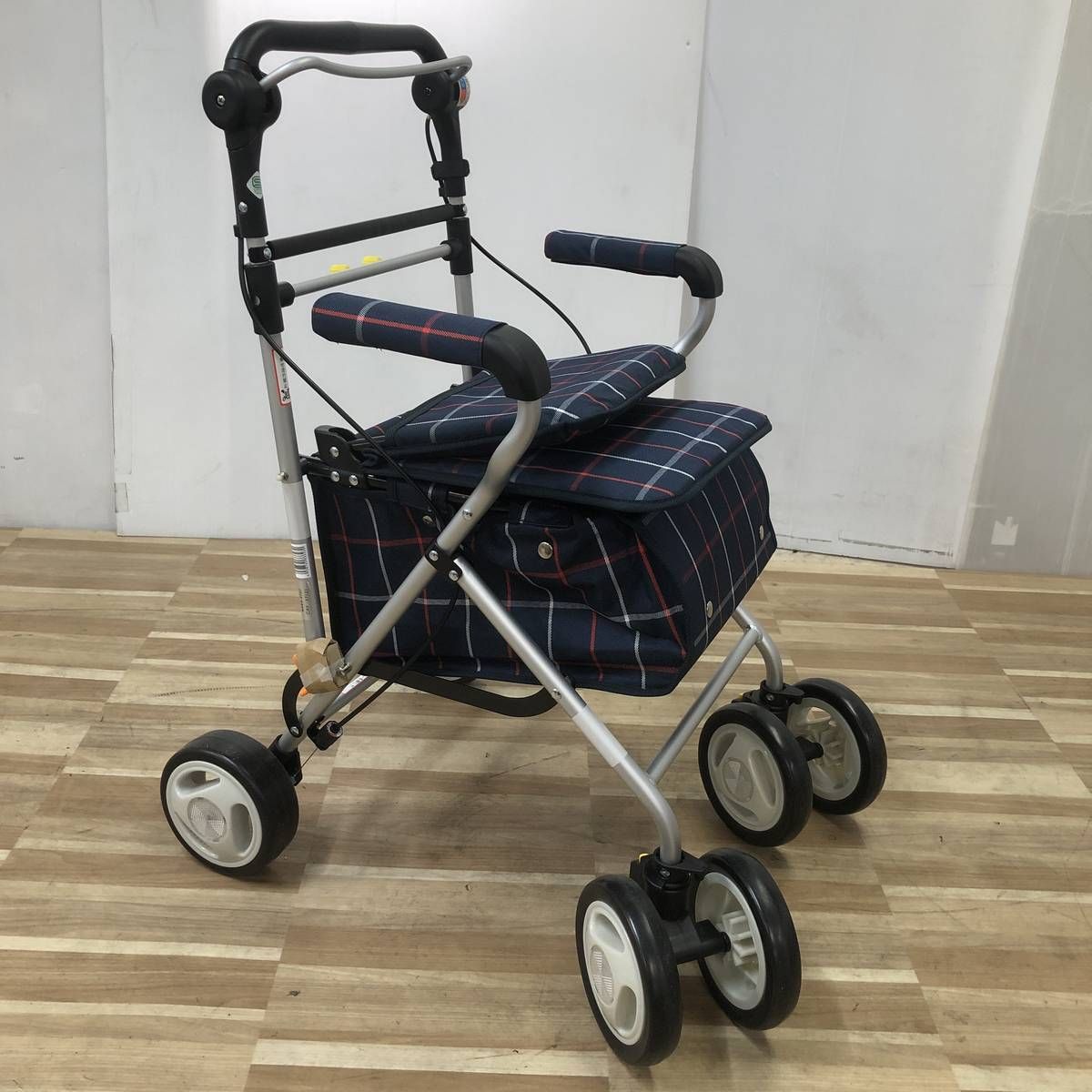 ☆未使用☆ シルバーカー 幸和製作所 テイコブ ST07 スタンダード 